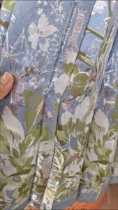 ming-dynasty-woven-gold-apricot-moon-white-hanfu-mamian-skirt-detail