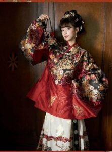 Samius Global Xuanma Qiankun Ming Dynasty Hanfu Set, Gold Woven Jacquard Pipa Sleeve Top & Heavy Pleated Mamian Skirt