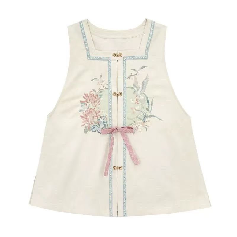 Frost Pink Ming Dynasty Hanfu, pipa sleeve blouse, embroidered vest and woven gold horse face skirt