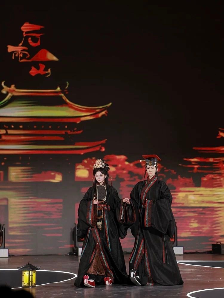 qin-dynasty-zhiju-straight-robe-unisex-hanfu