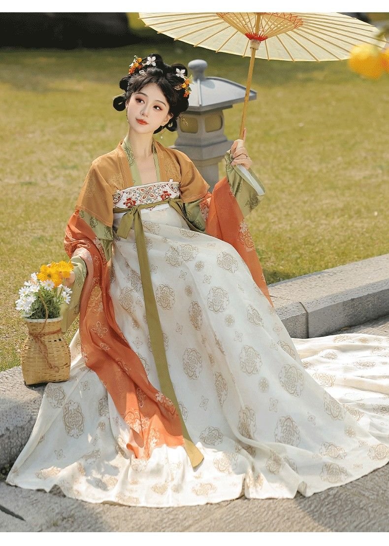 Spring Porcelain Tang Dynasty Qixiong Ruqun heavy embroidered hanfu full model shot, fairy style traditional Chinese costume