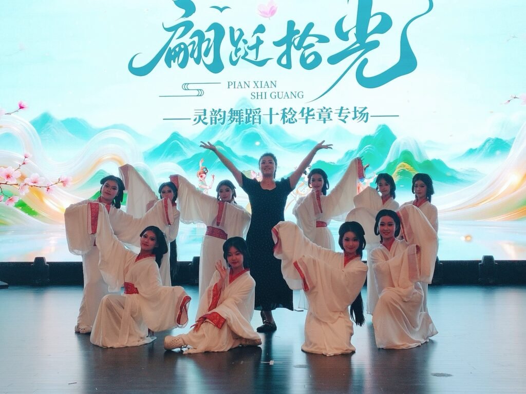 Samiusglobal Qin Han Style Zhiju Robe Hanfu, 2026 New Warring States Ancient Chinese Costume