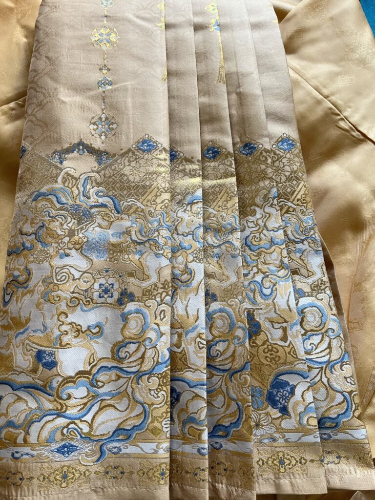 Close up of woven gold makeup flower jacquard fabric of Samiusglobal Shifang Ming Hanfu
