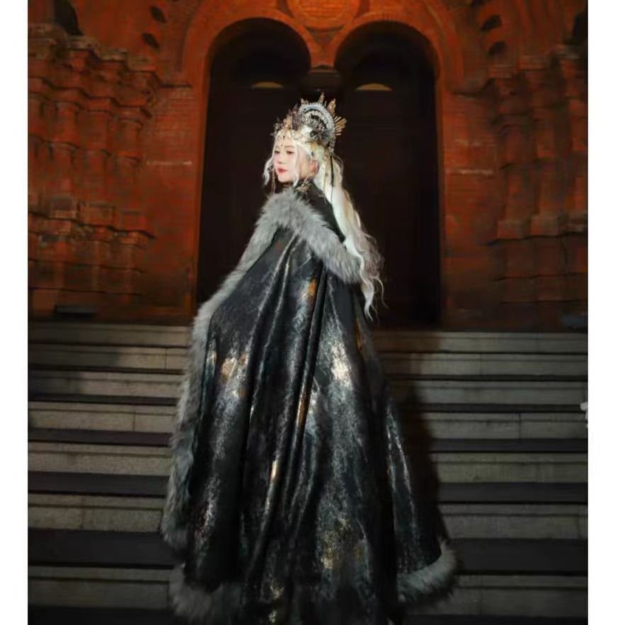 Samiusglobal Dark Night Floating Light unisex Hanfu cloak with hood and faux-fur t