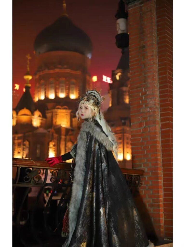 Samiusglobal Dark Night Floating Light unisex Hanfu cloak with hood and faux-fur t
