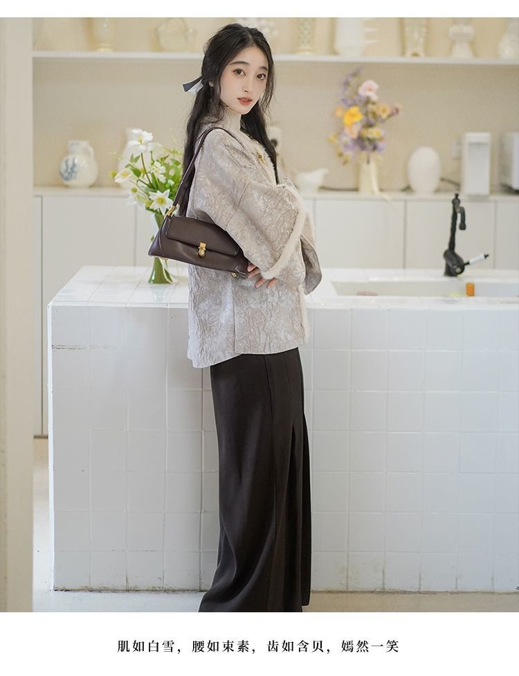 Zhenyinglian Ming style hanfu set for women, round collar short jacket with wide leg trousers, autumn winter new chinese outfit model wearing